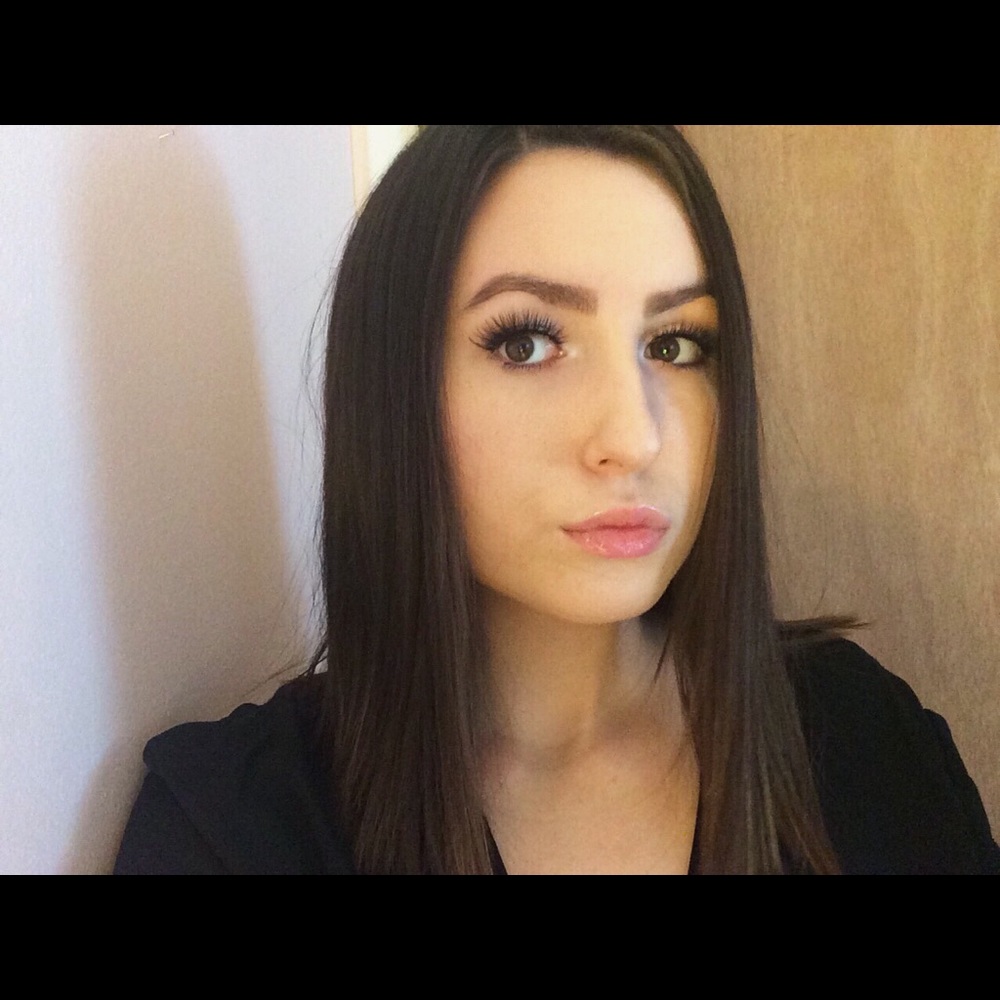Meet your Posher, Rachel
